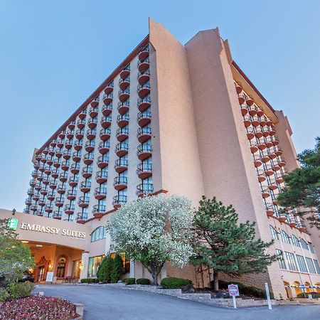 Embassy Suites By Hilton Kansas City Plaza מראה חיצוני תמונה