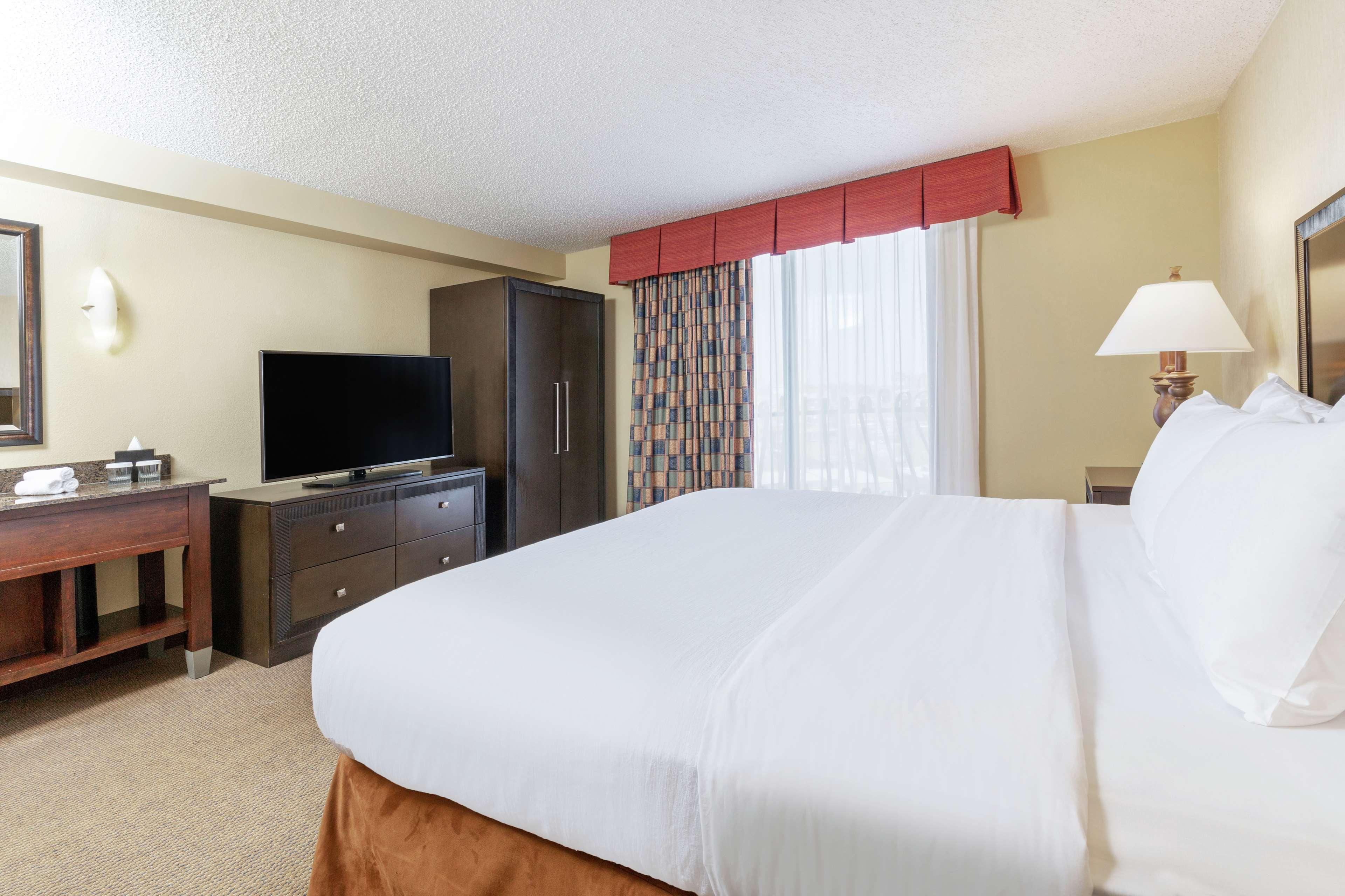 Embassy Suites By Hilton Kansas City Plaza מראה חיצוני תמונה